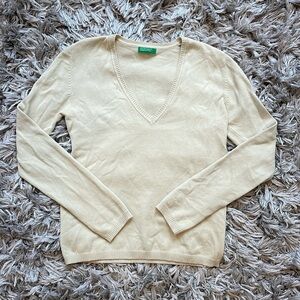 United Colors Of Benetton tan v neck sweater